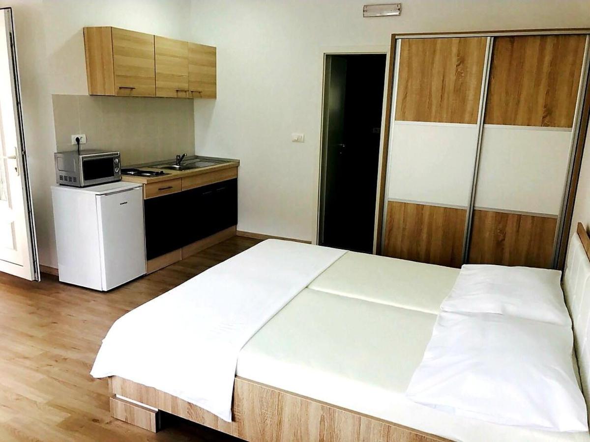 Apartmani Maki أوميس المظهر الخارجي الصورة