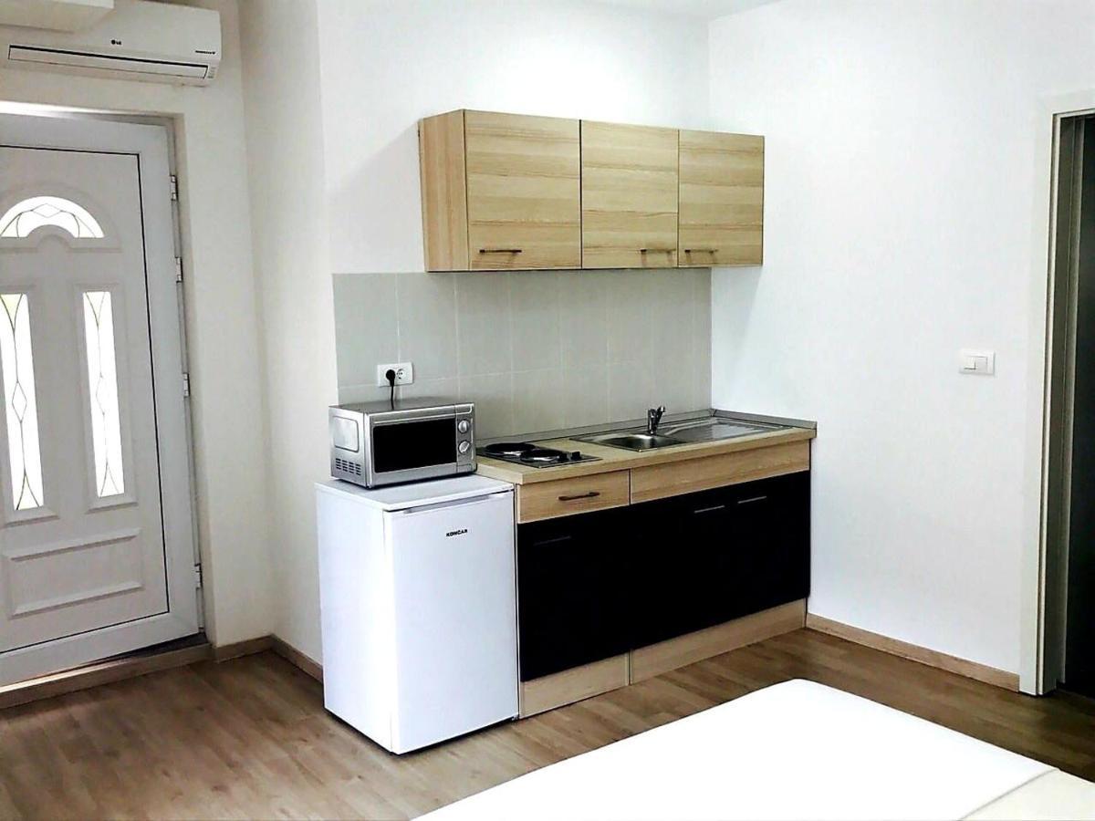 Apartmani Maki أوميس المظهر الخارجي الصورة