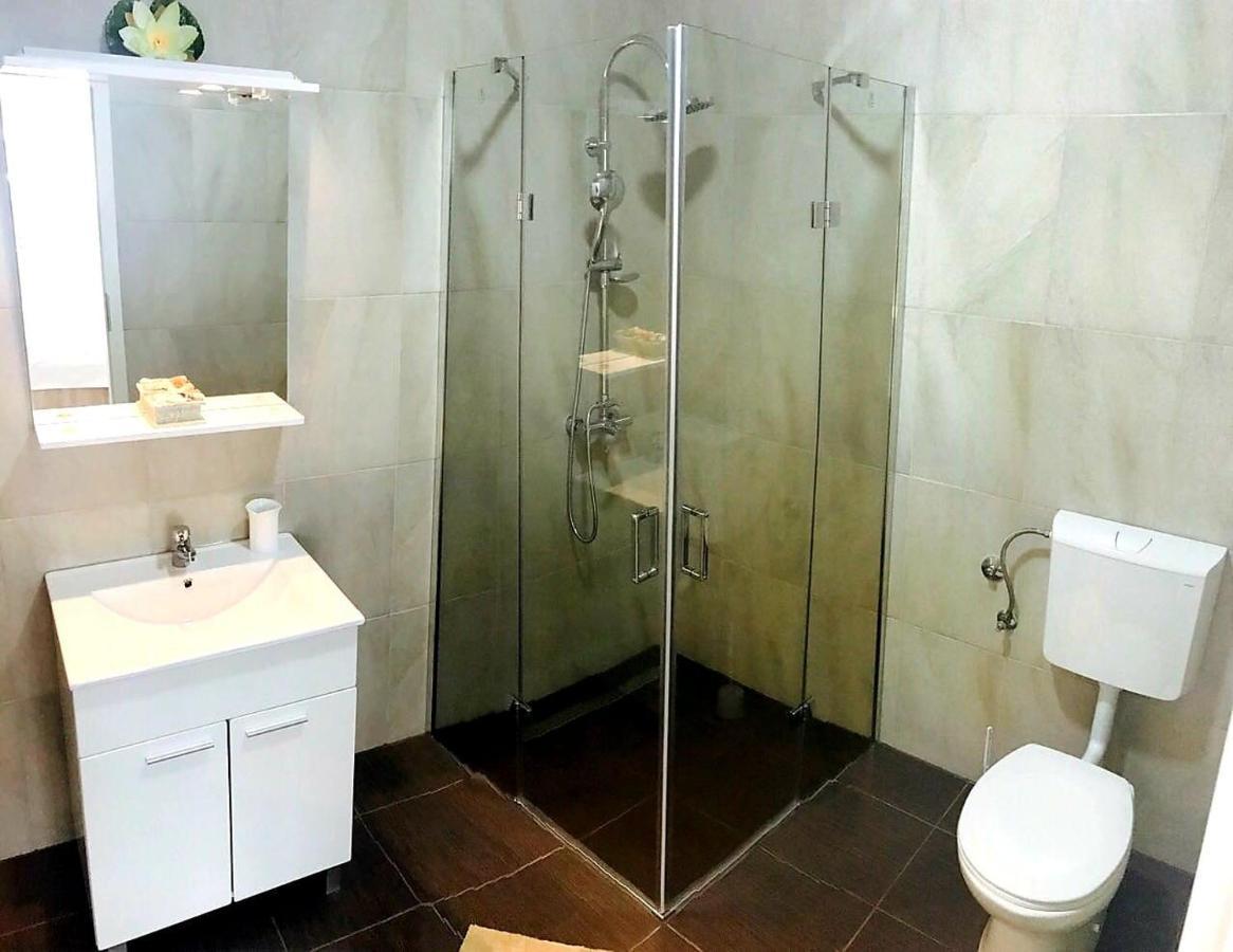 Apartmani Maki أوميس المظهر الخارجي الصورة