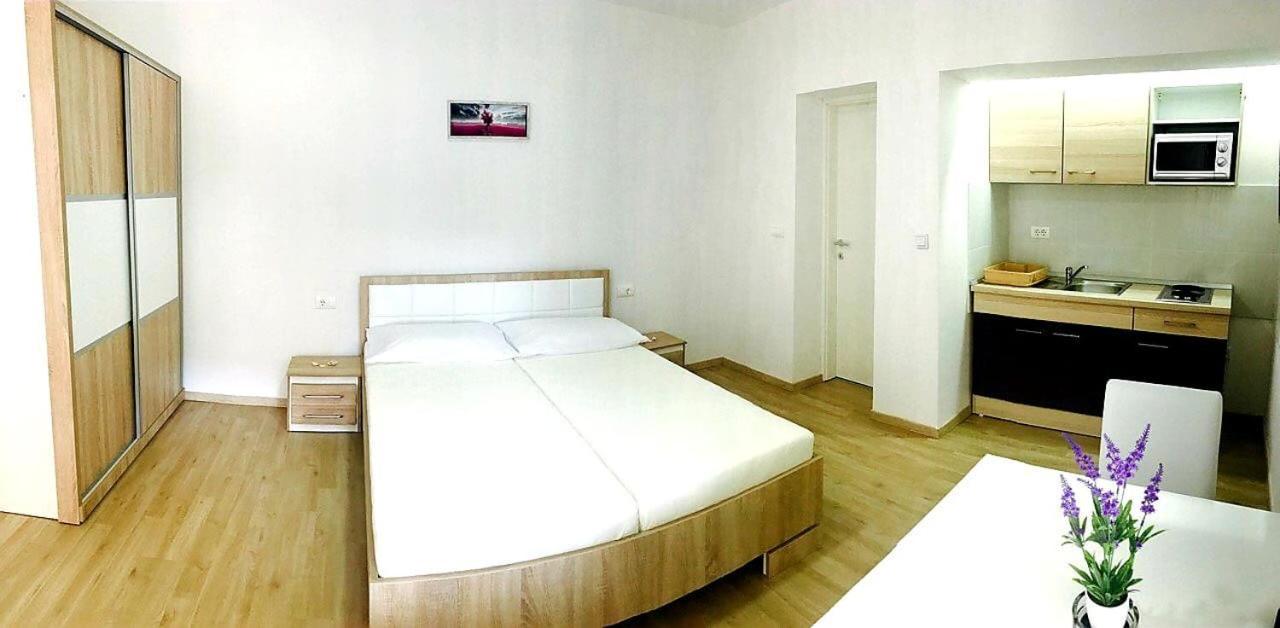 Apartmani Maki أوميس المظهر الخارجي الصورة